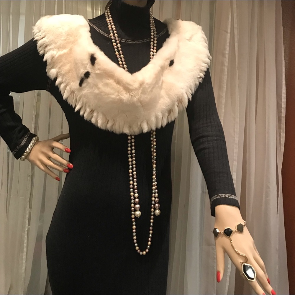 Rex Chinchilla fur Collar with Fringes